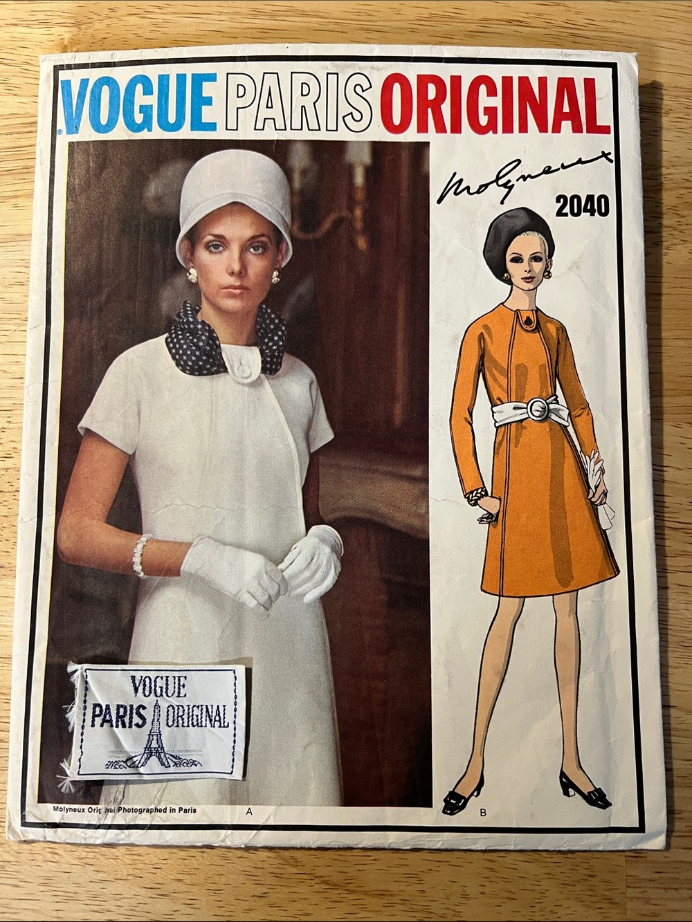 VOGUE  PARIS ORIGINAL #2040 partial cut
Molyneux